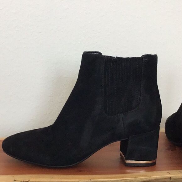 Kenneth Cole Women's Black Suede Edina Ankle Bootie Chunky Block Heels Boots, - Picture 7 of 9